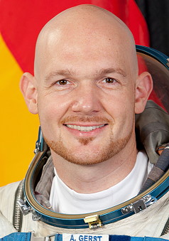 Alexander gerst biografie picture