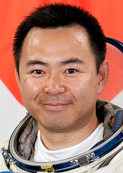 Astronaut Biography: Akihiko Hoshide