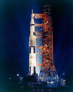 Apollo 14 auf der Startrampe