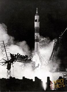 Soyuz 15 launch