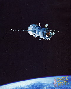 Ankunft von Sojus TM-16 an der Mir