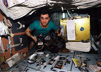 Eyharts an Bord der Mir