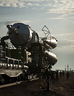 Soyuz TMA-01M rollout