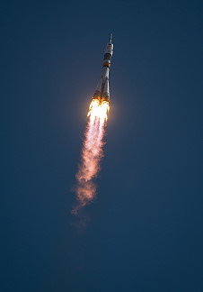 Soyuz TMA-04M launch