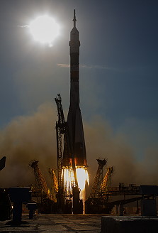 Soyuz TMA-04M launch
