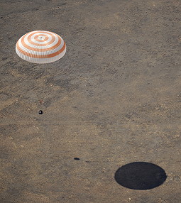 Soyuz TMA-13 landing
