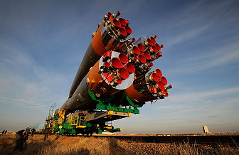 Soyuz TMA-13 rollout