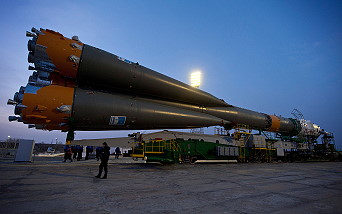 Soyuz TMA-20 rollout