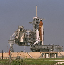 STS-39 auf der Startrampe