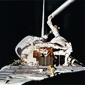 EVA Harris and Foale