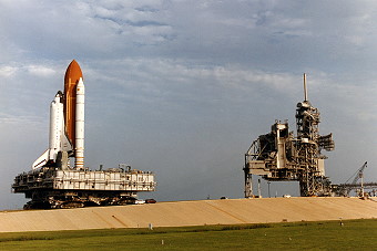 STS-69 rollout