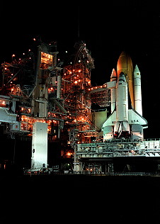 STS-93 auf der Startrampe