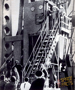 Gagarin auf der Startrampe