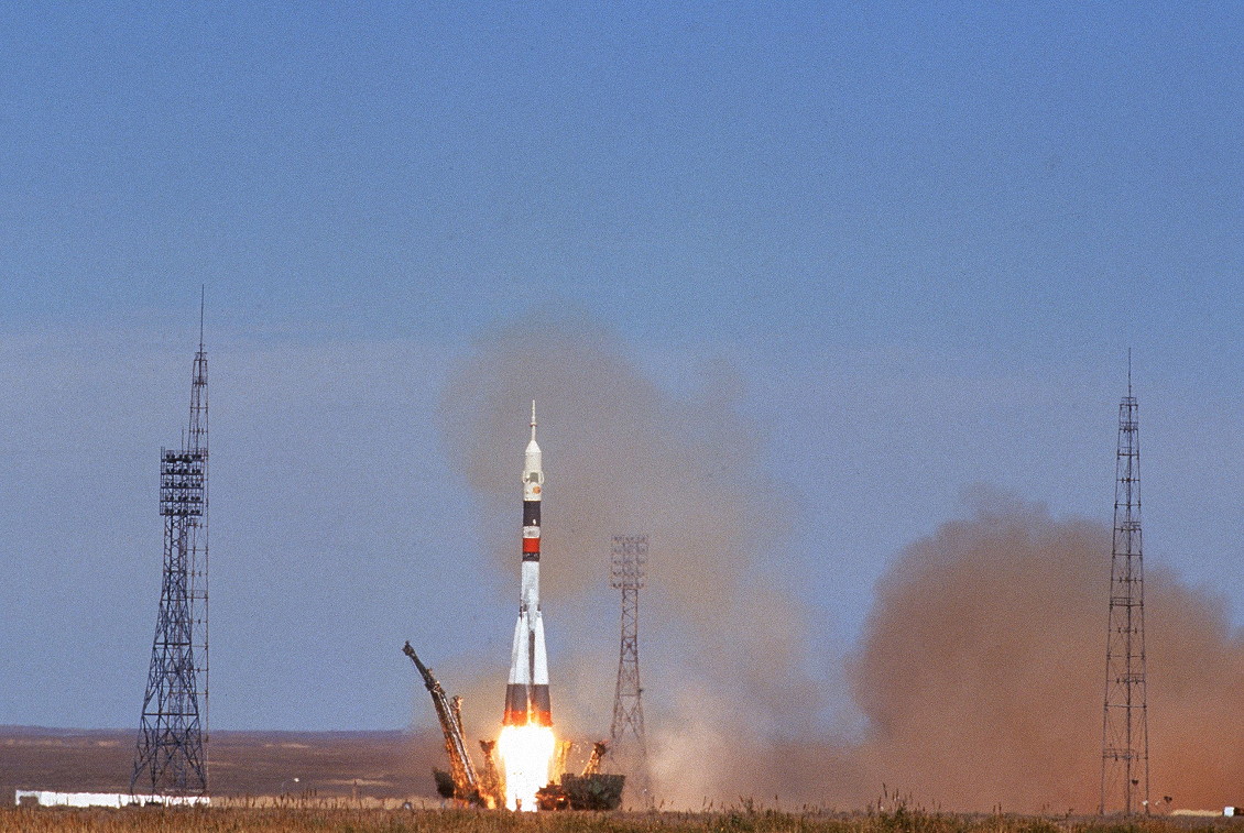 Image result for soyuz tm-22 launch