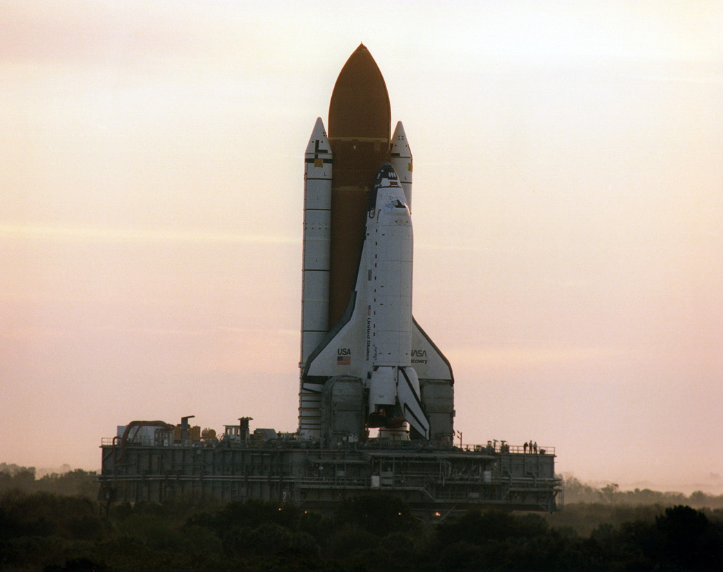 sts-29_rollout.jpg