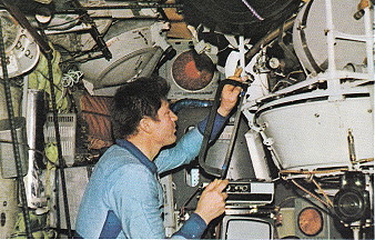 Rjumin an Bord von Saljut 6