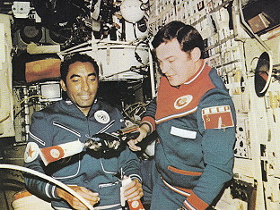 Crew Sojus 38 an Bord von Saljut 6