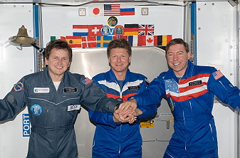 traditionelles Bordfoto Sojus TMA-14