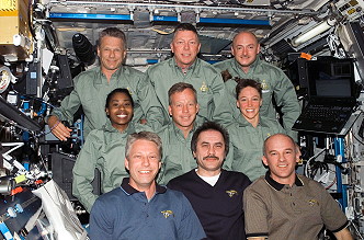 traditionelles Bordfoto STS-121