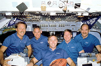traditionelles Bordfoto STS-27