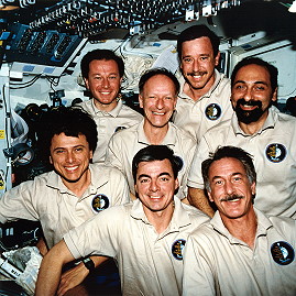 traditionelles Bordfoto STS-75