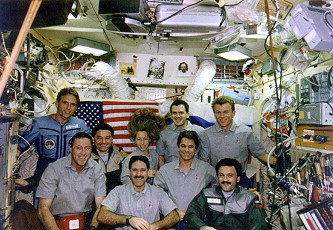 traditionelles Bordfoto STS-81
