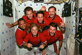 traditional in-flight photo STS-85
