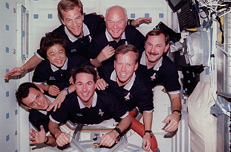 traditionelles Bordfoto STS-95