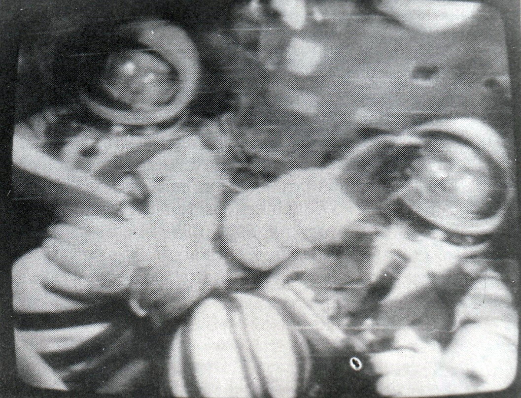 Soyuz 25 onboard