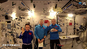 life onboard Tiangong