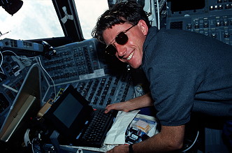 Foale an Bord des Space Shuttle Foale an Bord des Space Shuttle