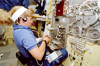 Davis an Bord des Space Shuttle