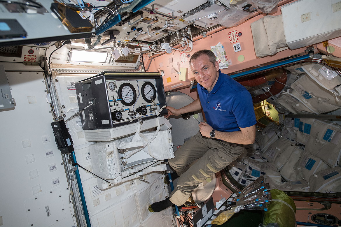 David Saint-Jacques inside Unity module