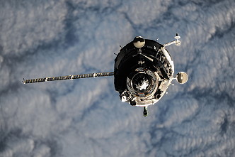 Soyuz TMA-17M arrival