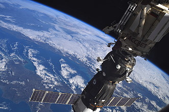 Soyuz MS-07 docking