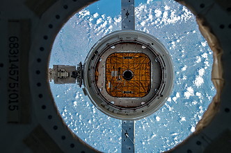 Dragon SpX-15 release