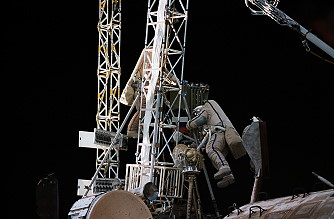 EVA Onufrijenko und Ussatschow