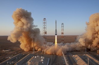 Start der Proton-M-Rakete mit Nauka auf der Spitze