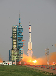 Start Shenzhou-9