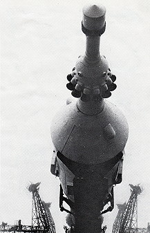 Sojus 35 auf dem Weg zur Startrampe