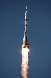 Soyuz MS-19 launch