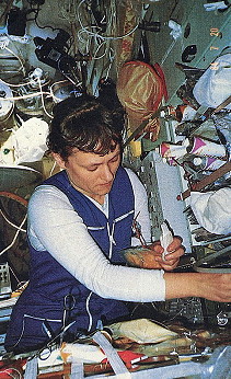 Sawizkaja an Bord von Saljut 7