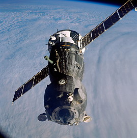 Soyuz TM-26 in orbit