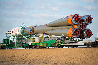 Soyuz TMA-14M rollout