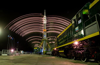 Soyuz TMA-20M erection