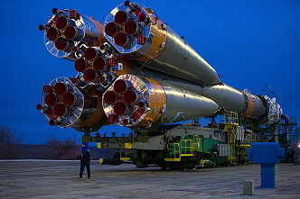 Soyuz TMA-20M rollout