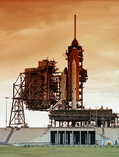 STS-4 auf der Startrampe