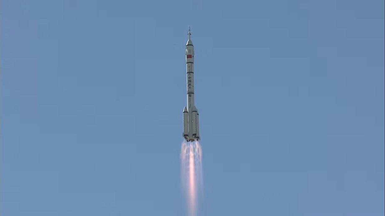Start Shenzhou-12