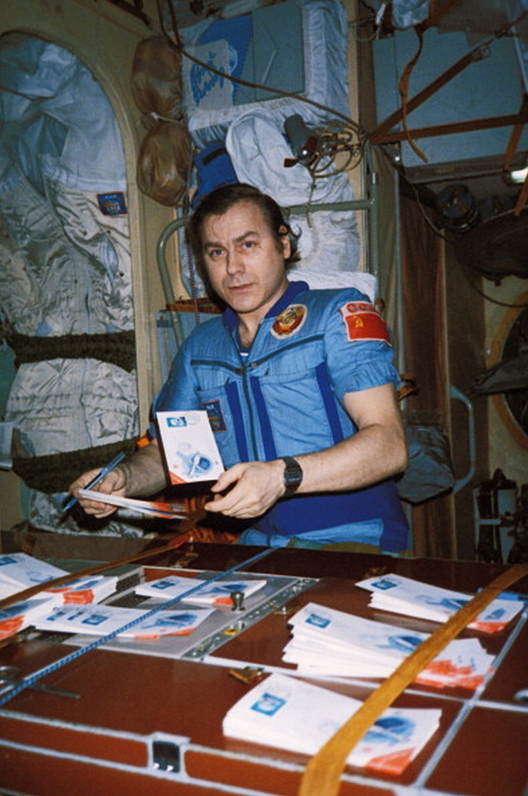 Aleksandrov onboard Mir