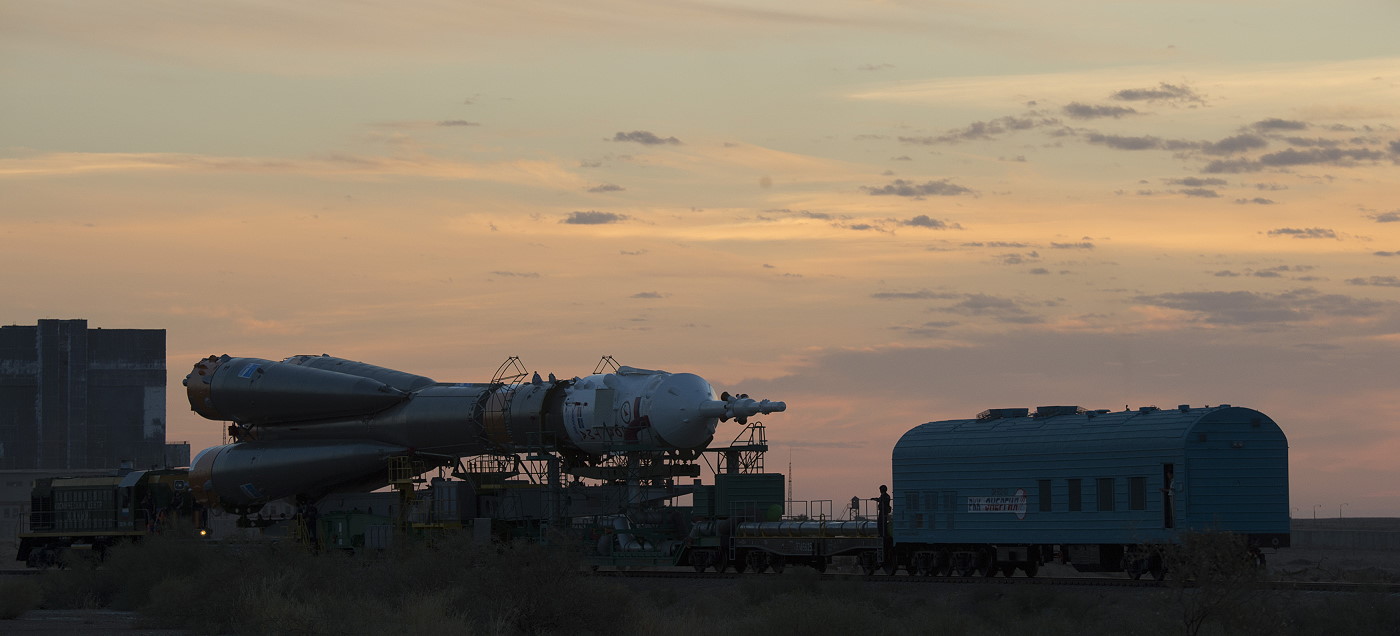 Soyuz TMA-18M rollout